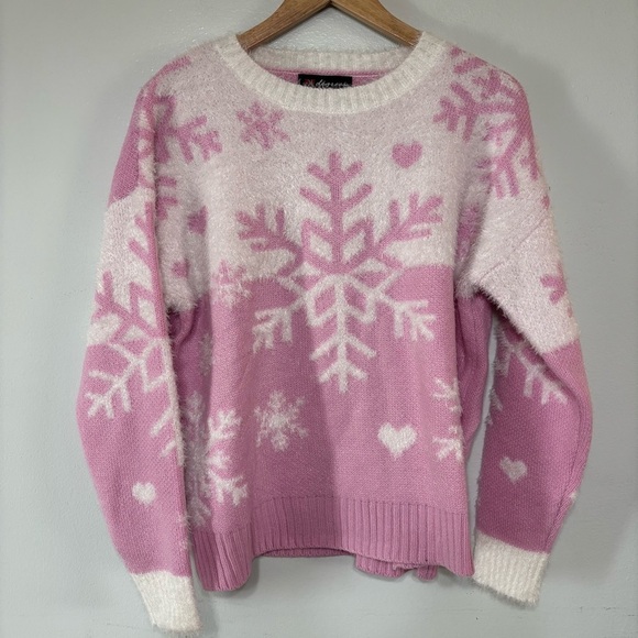 33 Degrees Cutesy Fuzzy Heart Print Knitted Winter Snowflake Sweater Size S - Picture 1 of 5